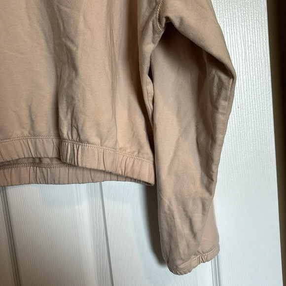 Offline by Aerie women’s cream color crop sweatshirt size large - Picture 3 of 9